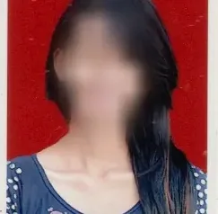 Emma, 35