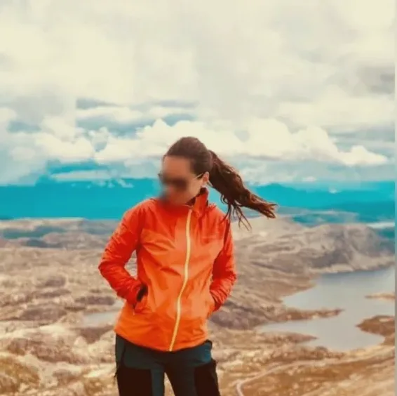 Nadine, 35