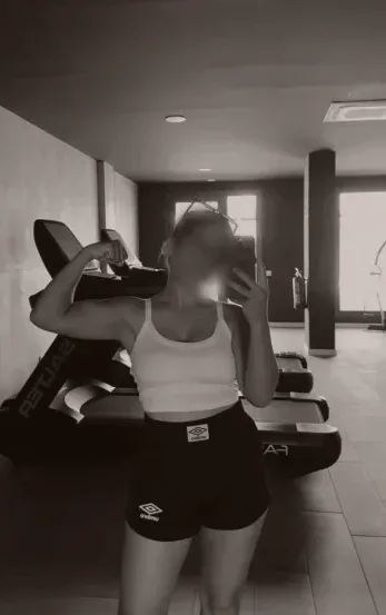 Ronja, 25