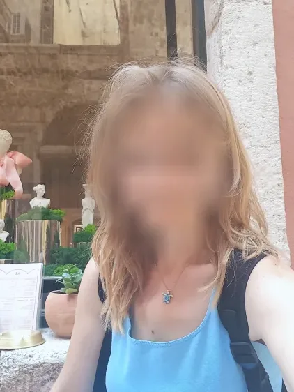 Sanja, 39
