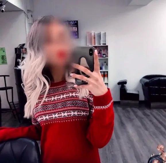 Silvia, 35